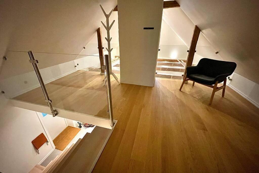 Eget Hus Med Bra Laege Och Toppstandard Linkoping Luaran gambar