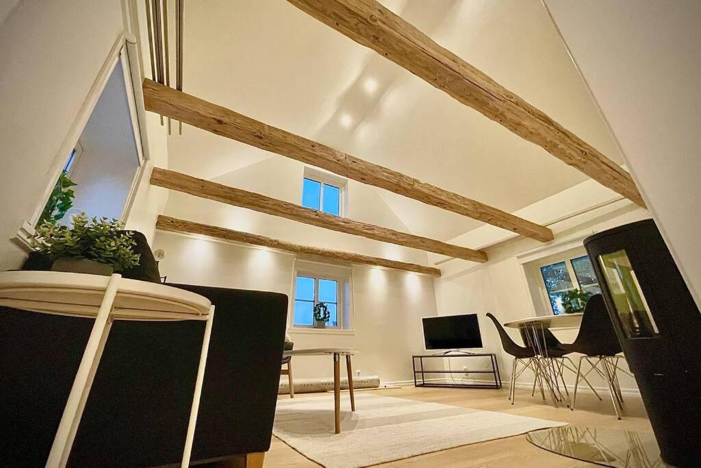 Eget Hus Med Bra Laege Och Toppstandard Linkoping Luaran gambar
